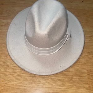 Fedora hat